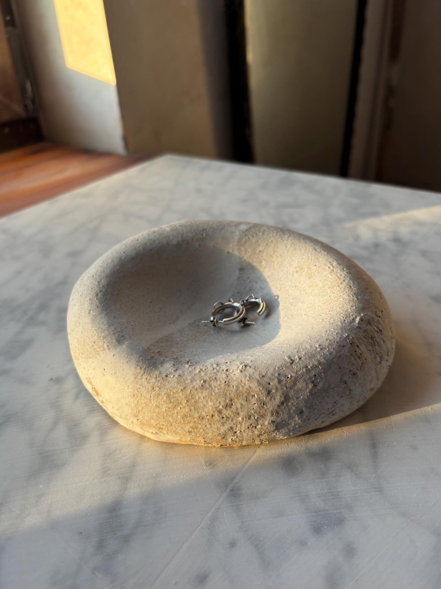 Ceramiczny Kamień na Biżuterię Pebble Rustic White