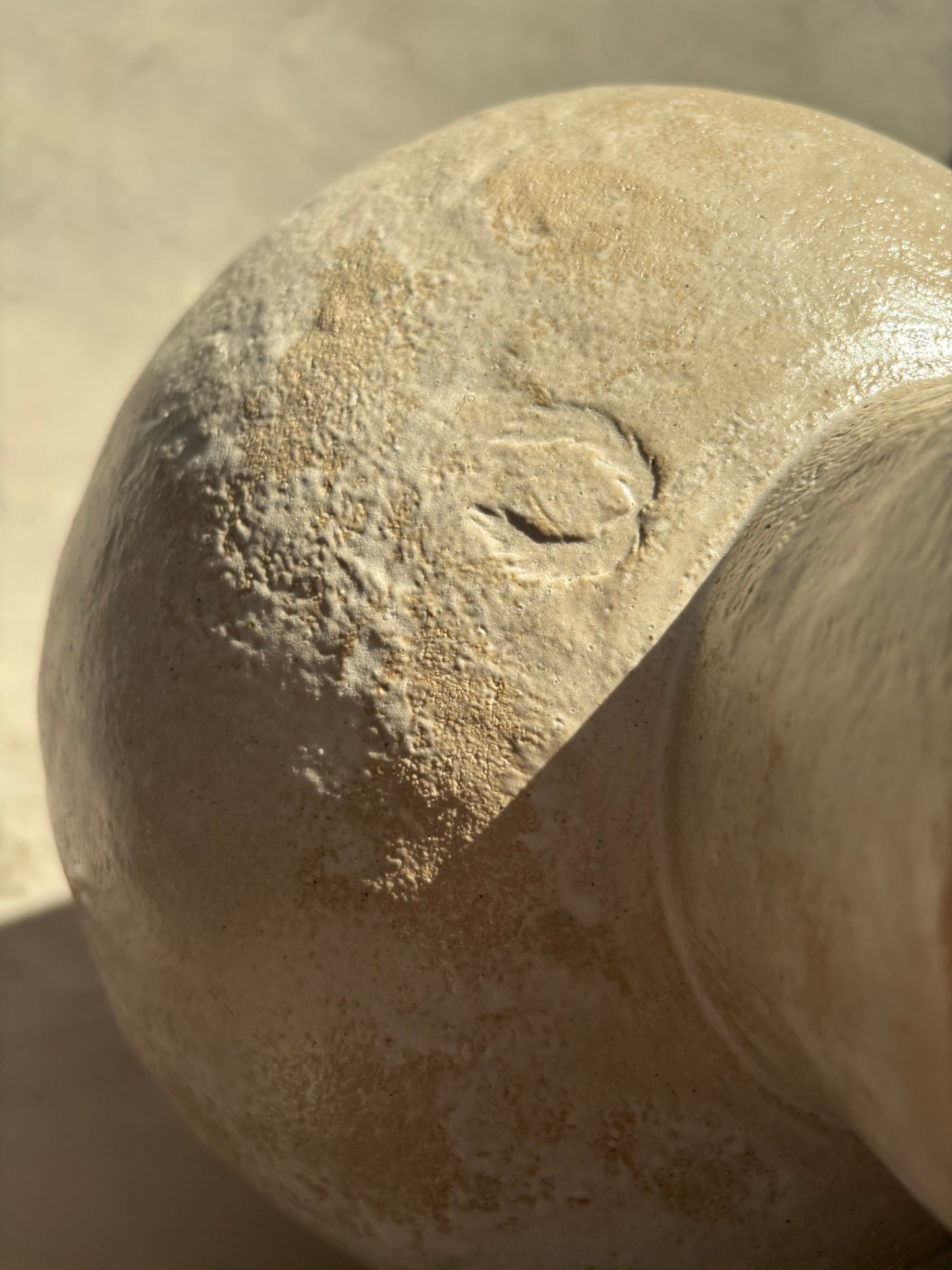 Ceramiczna Okrągła Misa na Cokole XXL Rustic White