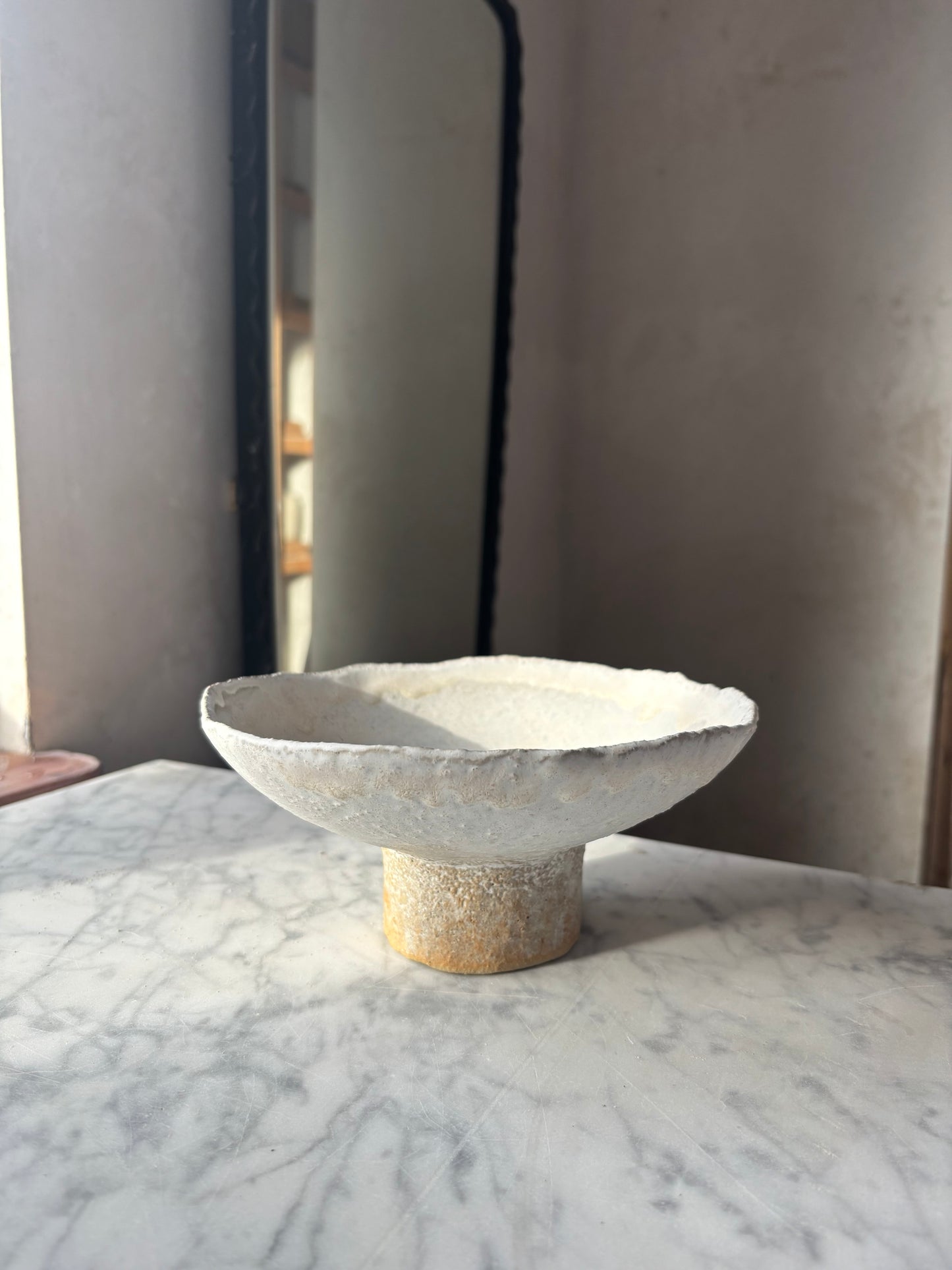 Ceramiczna Okrągła Misa na Cokole S Rustic White