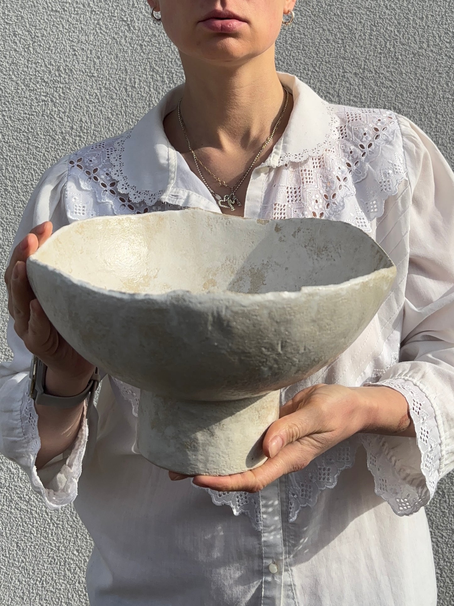 Ceramiczna Okrągła Misa na Cokole XXL Rustic White