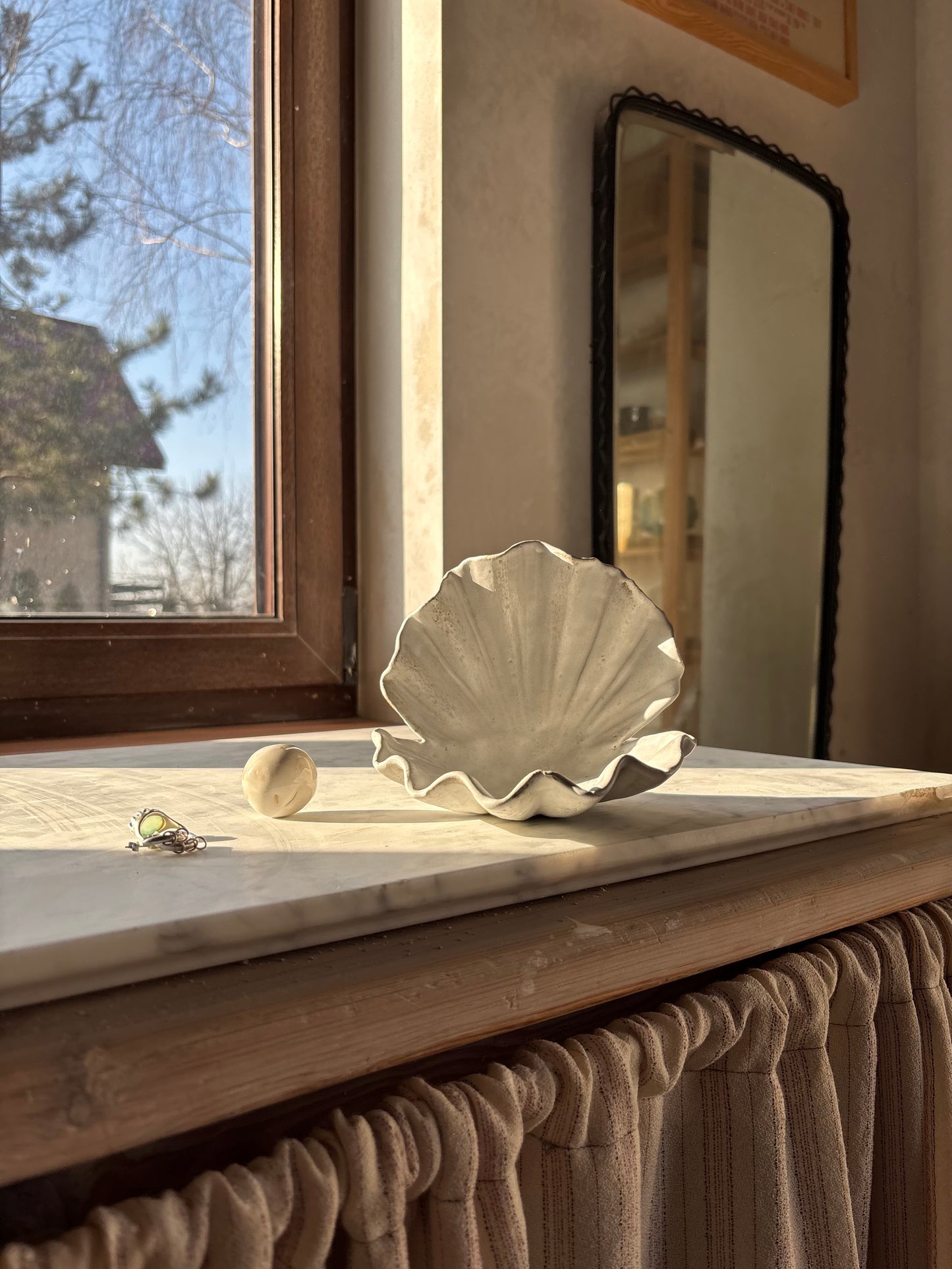 Muszla Skarbiec na Biżuterię Matte White