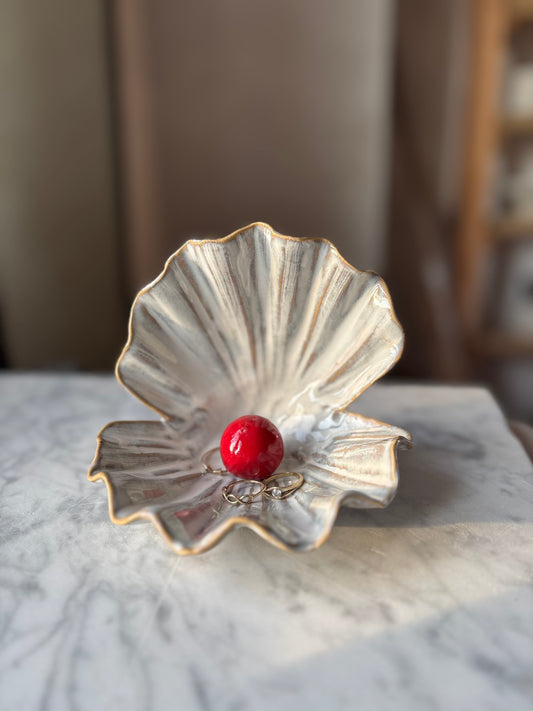 Muszla Skarbiec na Biżuterię Waterfalls