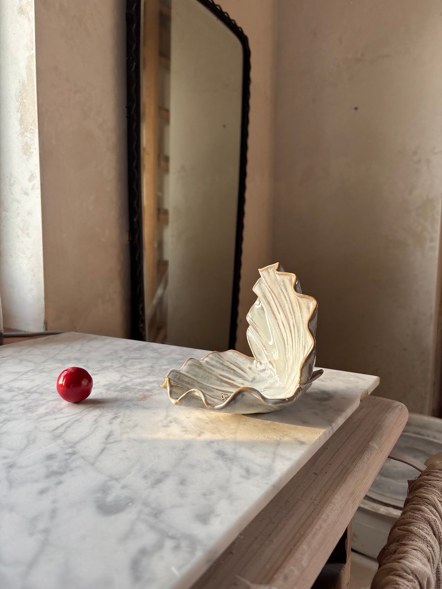 Muszla Skarbiec na Biżuterię Waterfalls