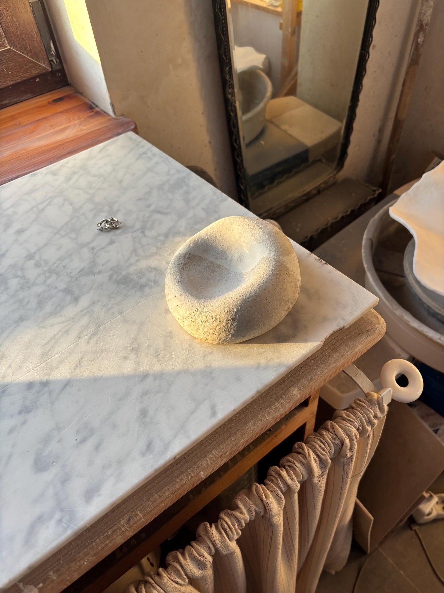 Ceramiczny Kamień na Biżuterię Pebble Rustic White