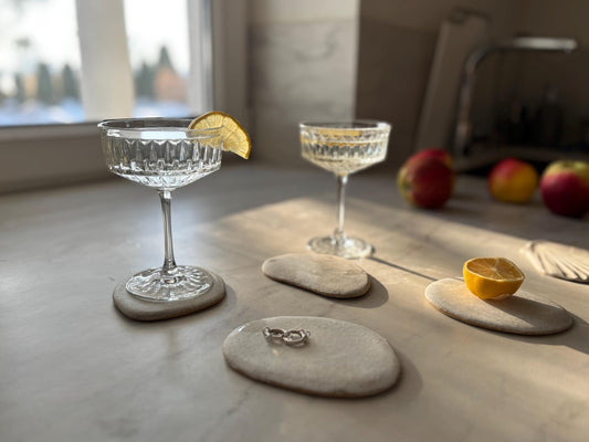 zestaw 4 ceramicznych coasterów w skandynawskim stylu